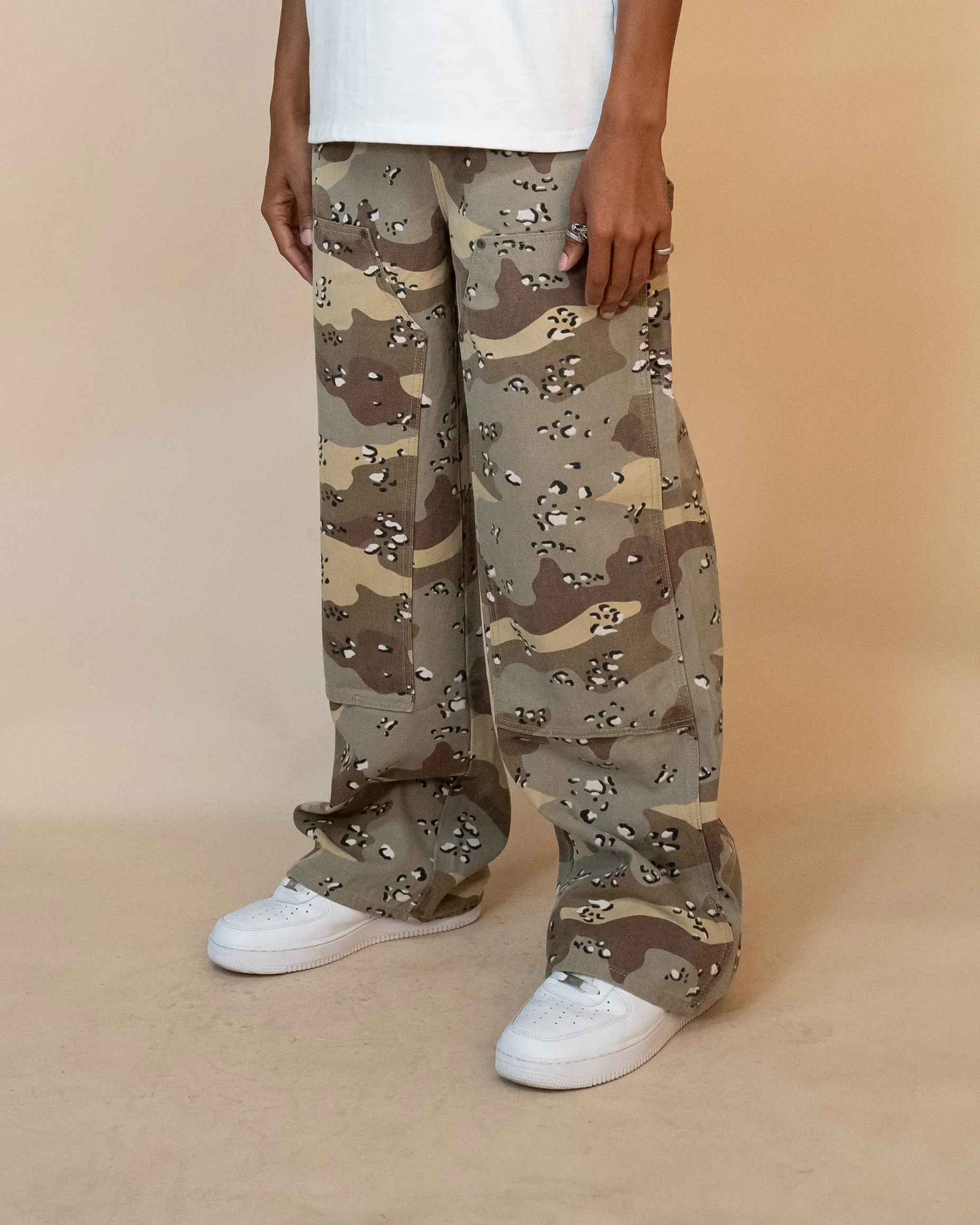 CAMO CARPENTER PANTS - DESERT CAMO