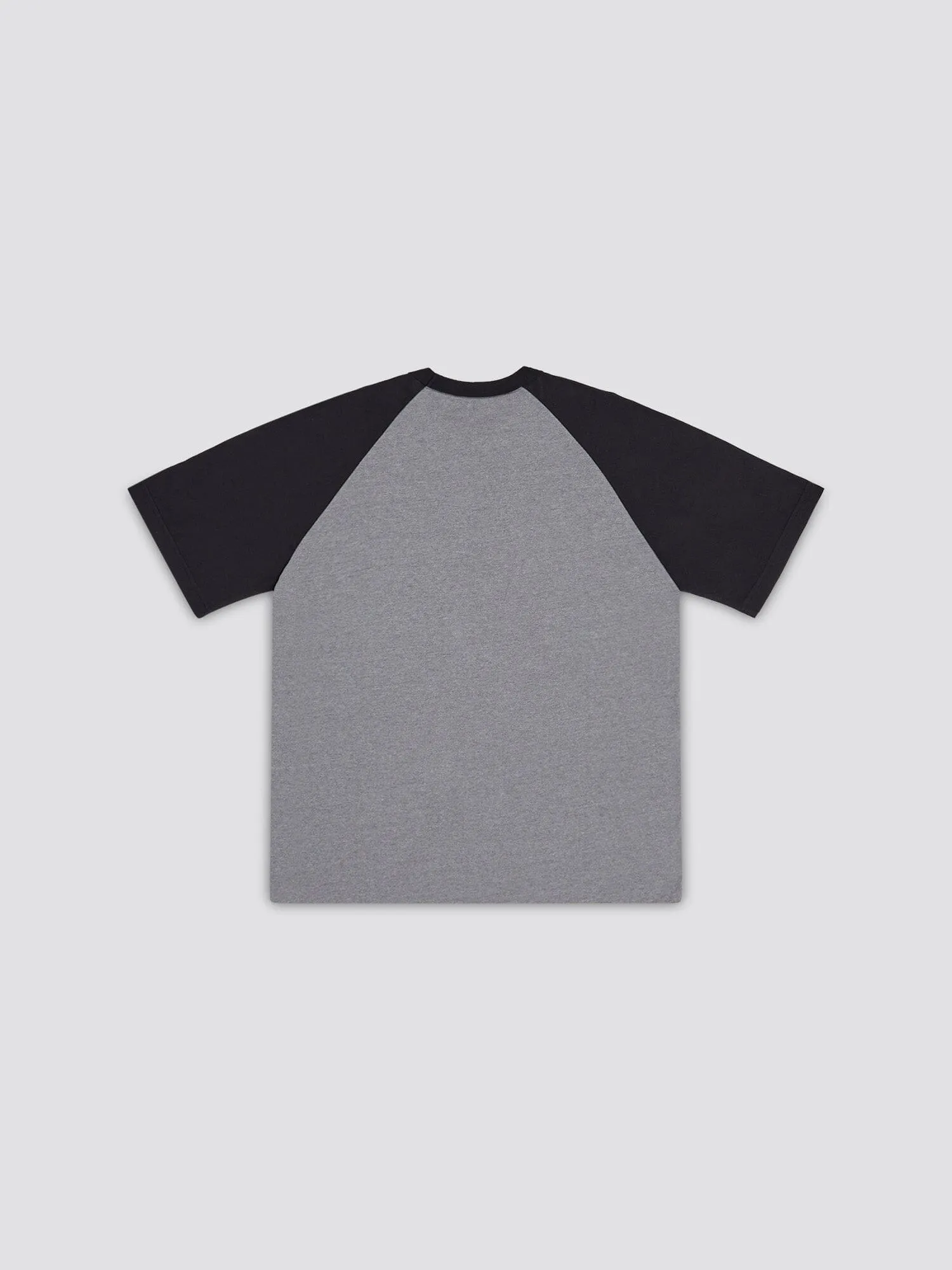 ESSENTIAL RAGLAN TEE