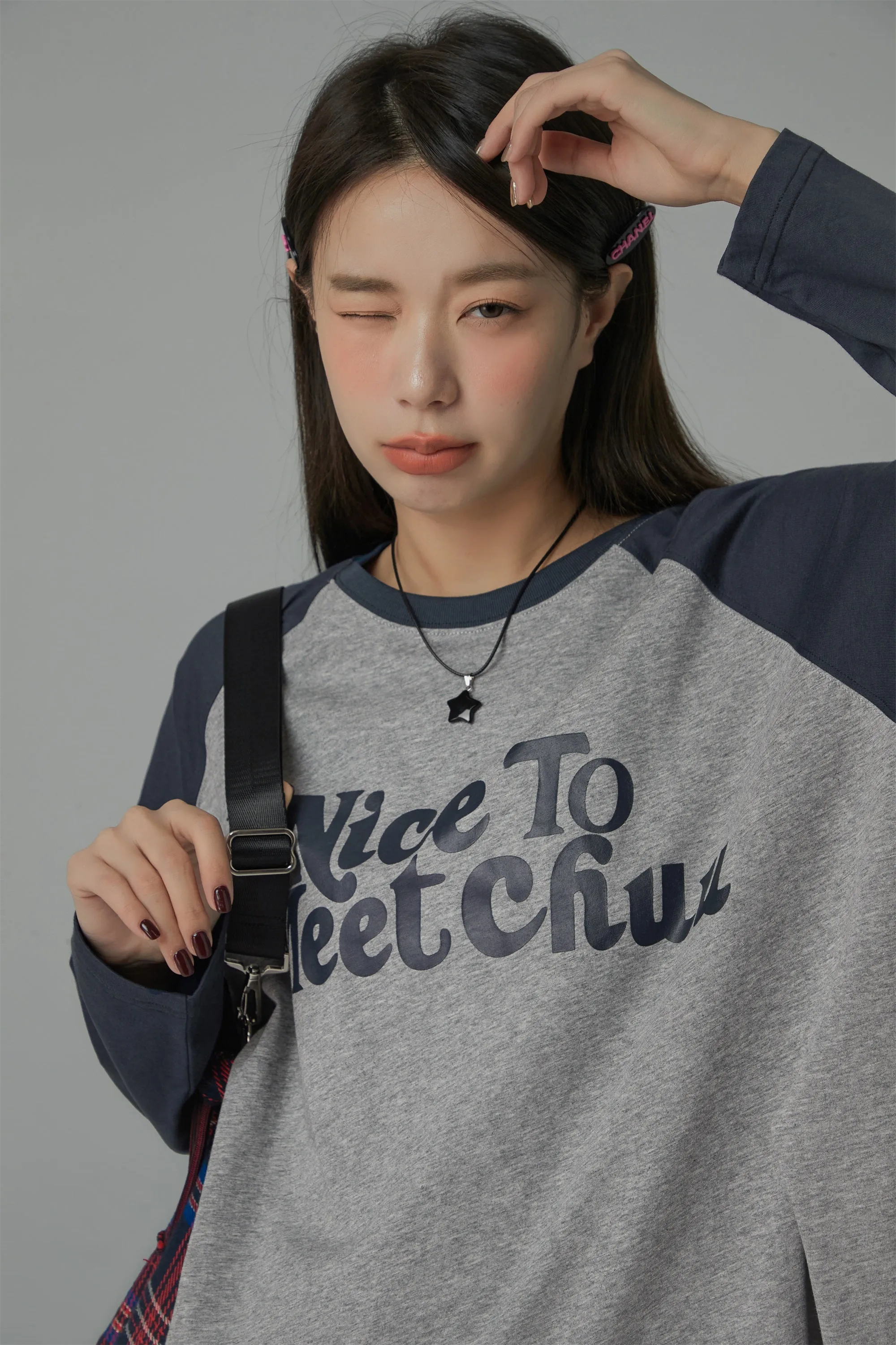 Nice To Meet Chuu Contrast Raglan T-Shirt