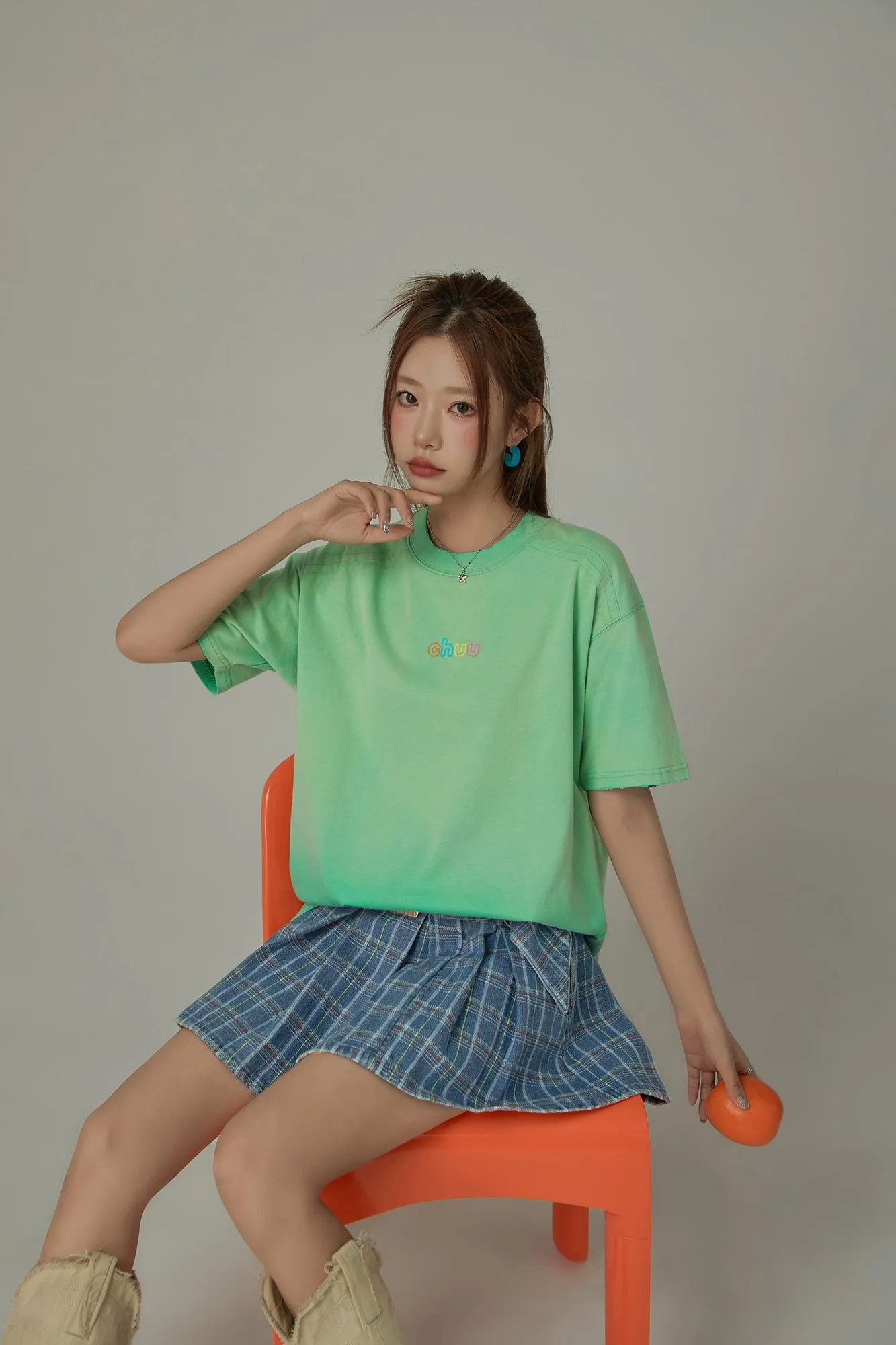 Rainbow Chuu Logo Gradient Raglan T-Shirt