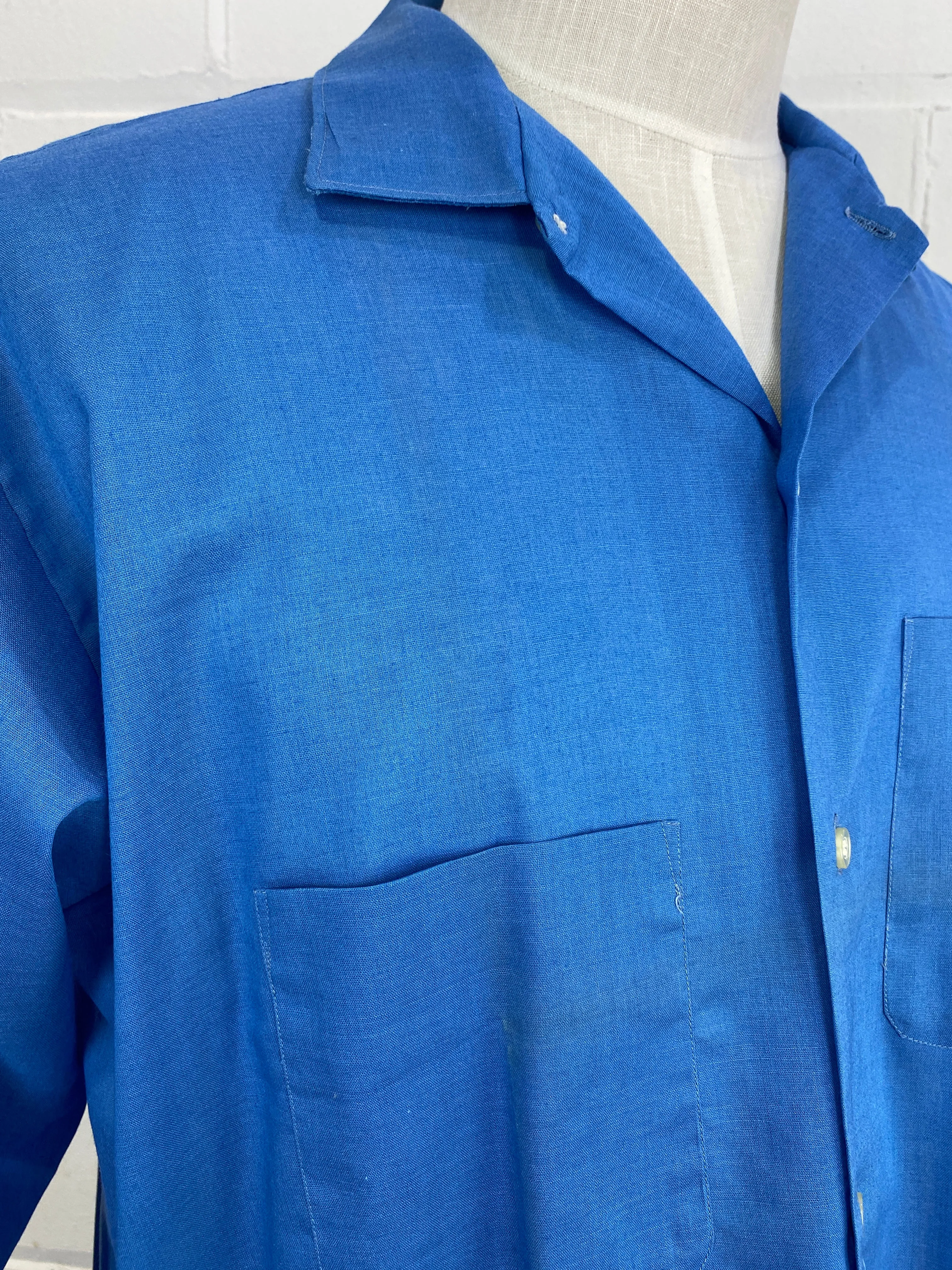 Vintage 80s Men's Blue Button-Up Shirt, Large